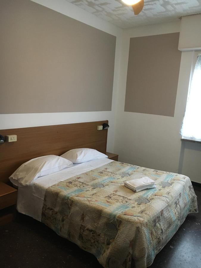 Hotel Miramare Savona Ngoại thất bức ảnh
